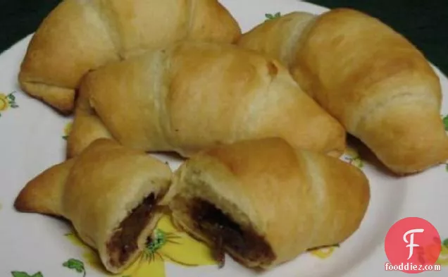 श्री गोकिटेंगो के नुटेला अर्धचंद्राकार