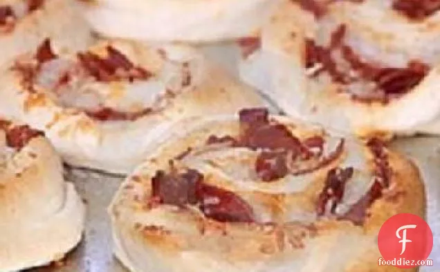 Bacon-Cheddar Pinwheels