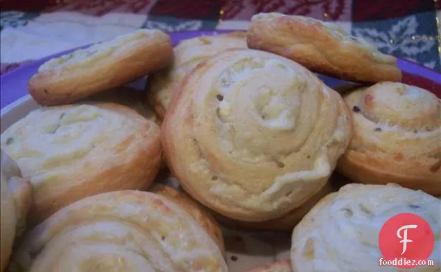 Three-Cheese Jalapeno Crescent Pinwheels