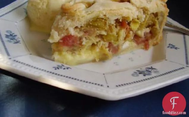 Wanda's Rhubarb Cream Pie