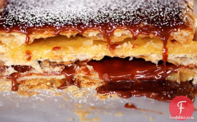 पाइनएप्पल-डल्से डे लेचे टोर्टा