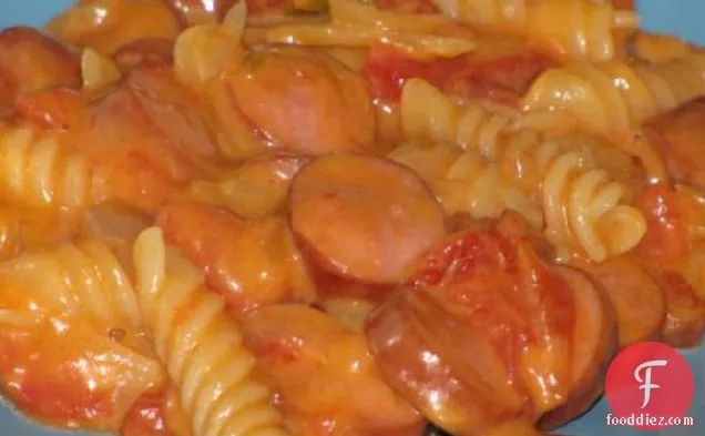 Macaroni and Hot Dogs