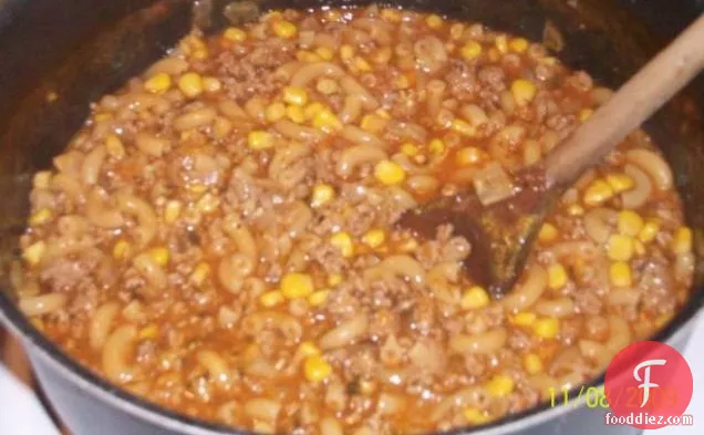 अनार अखरोट की चटनी में फारसी चिकन या बतख (फेसेंजन)