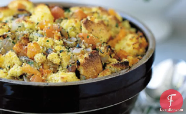 Old Fashioned Cornbread Dressing