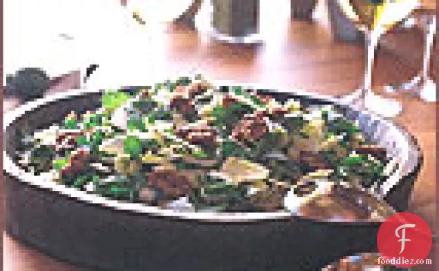 Endive-Watercress Salad with Candied Walnuts