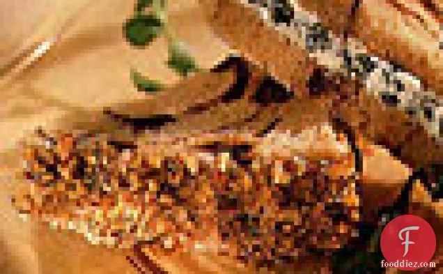 बकरी पनीर और वॉटरक्रेस चाय सैंडविच