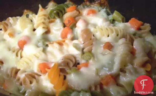 Simple Pasta and Cheese Bake With Veggies for Two