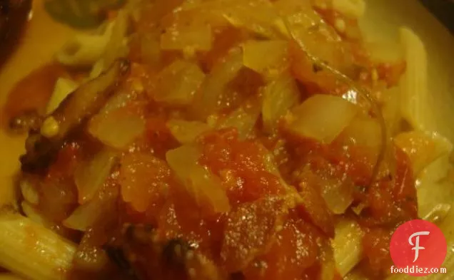 चिकना और मलाईदार मकारोनी और पनीर