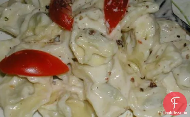Tortellini With Creamy Roasted Garlic Sauce