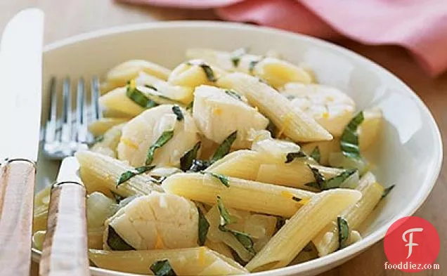 Pasta with Scallops and Lemon