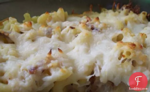 Macaroni and Cheese With Caramelized Onions