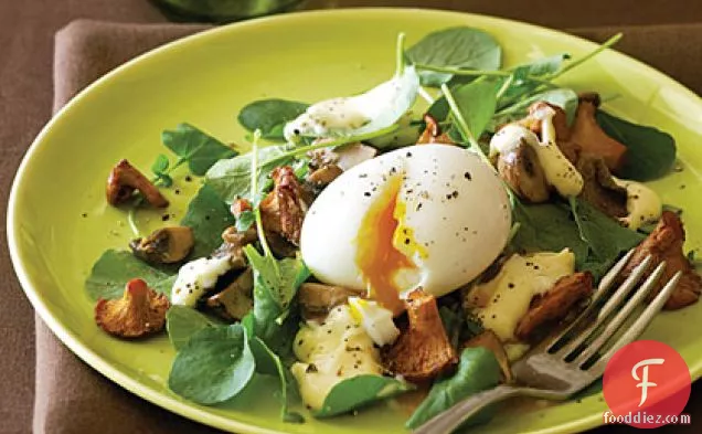 Mushroom and Soft-Cooked Egg Salad with Hollandaise