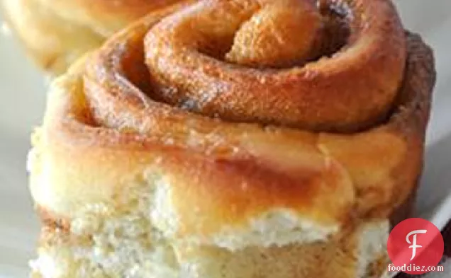 Buttermilk Cinnamon Rolls