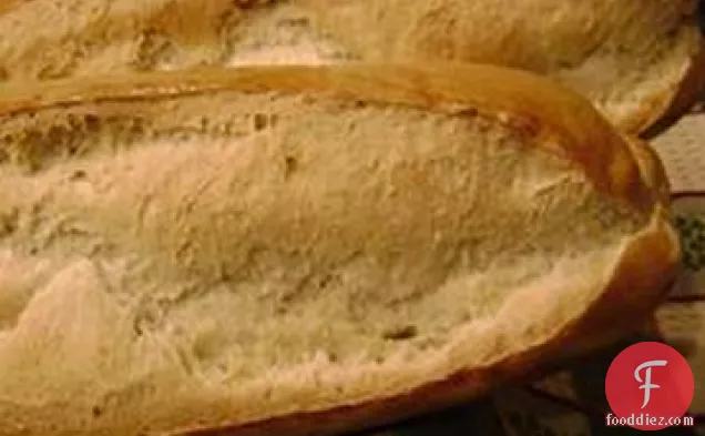 ब्रेड मशीन का उपयोग करके इतालवी ब्रेड