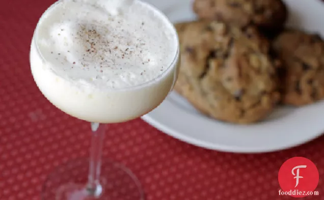Rich and Frothy Holiday Eggnog (With an Electric Mixer or Stand Mixer)