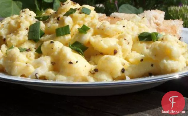 French Scrambled Eggs With Truffle Oil