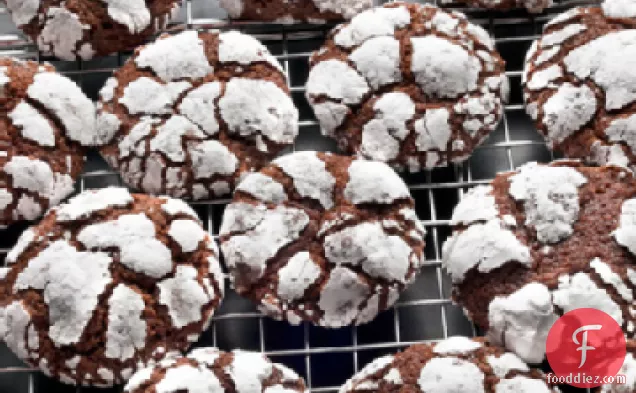 Chocolate Crinkle Cookies