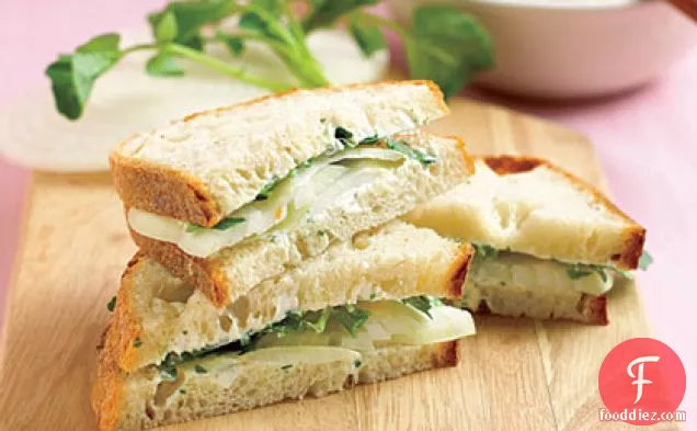 Onion and Herb Sandwiches