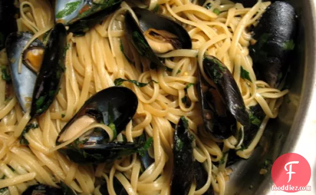 Linguine With Mussels And Dandelion Greens