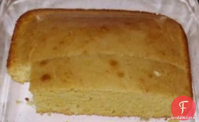 Marie Callender's Famous Golden Cornbread (copycat!) and Honey B