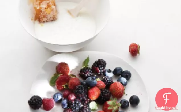 Berries with Buttermilk and Honey