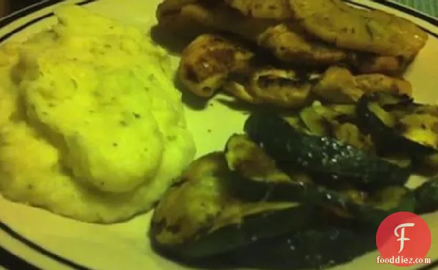 ग्रील्ड अनानास के साथ मसालेदार चिकन