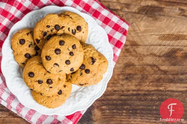 Raisin Chocolate Chip Cookies