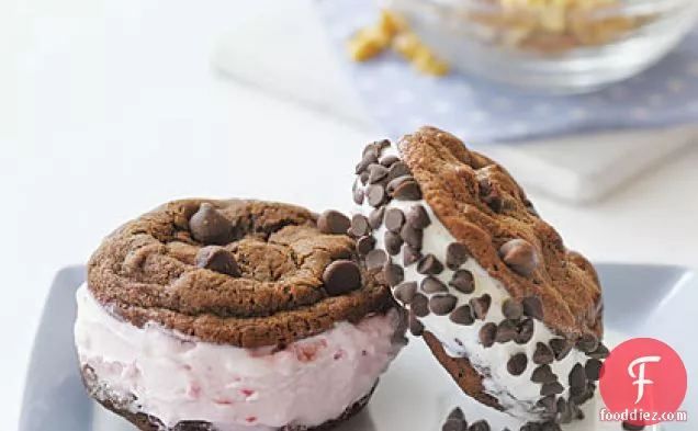 Chocolate-Cookie Ice Cream Sandwiches