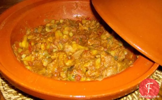 आमलेट डब्ल्यू / बकरी पनीर, हरा प्याज और सीताफल