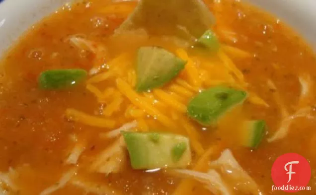 लाइम चिकन टॉर्टिला सूप