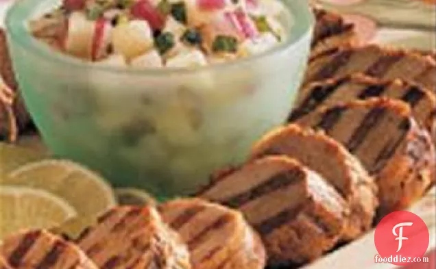 नाशपाती साल्सा के साथ ग्रील्ड पोर्क