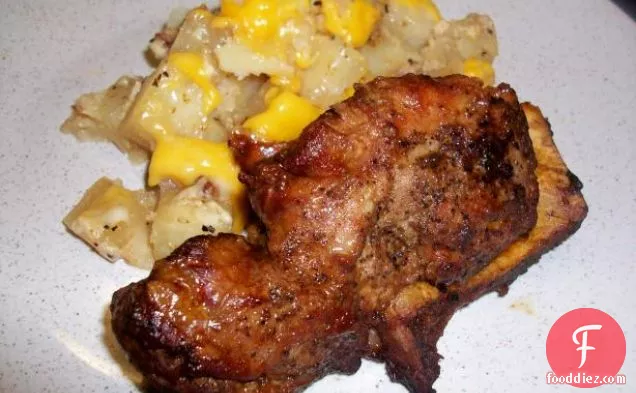 जर्क सीज़निंग (ग्लूटेन-फ्री)के साथ ग्रिल्ड पोर्क टेंडरलॉइन