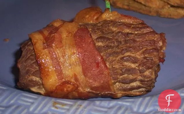 पोर्क चॉप टेंगी प्याज सॉस के साथ