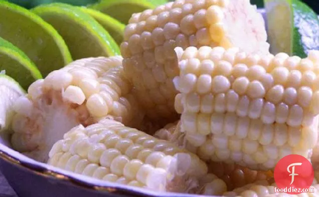 Corn on the Cob With Lime and Melted Butter
