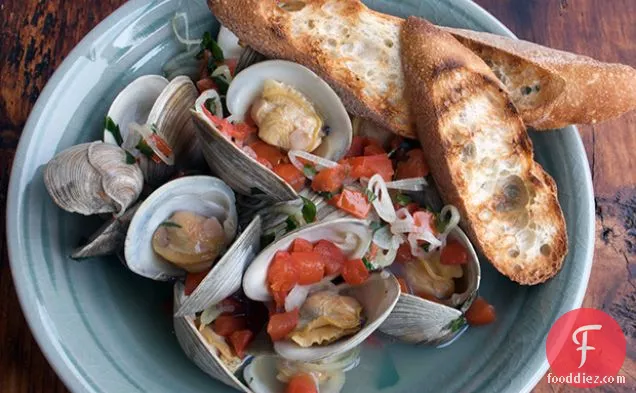 Clams Grilled in a Foil Pouch