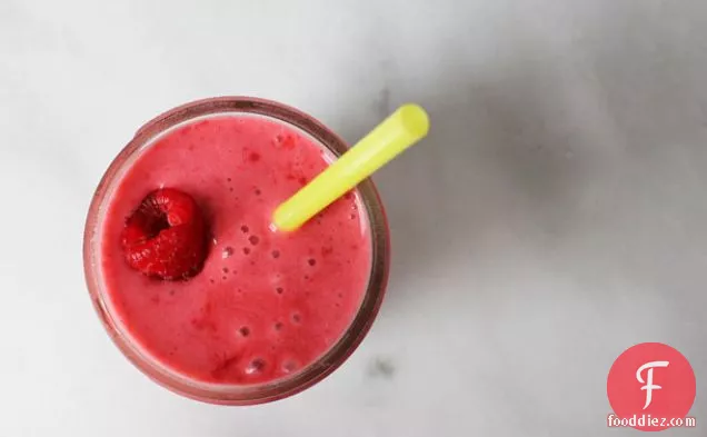 Raspberry, Ginger, and Coconut Shake