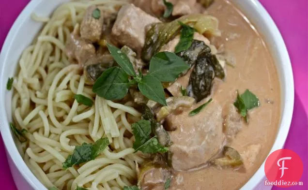 Peanut Chicken and Chinese Egg Noodles with Baby Bok Choy and Baby Corn