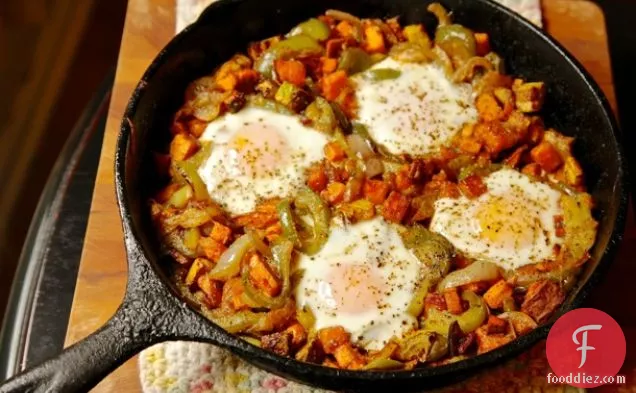 Easy Sweet Potato and Pepper Hash with Eggs