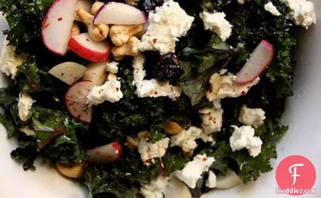 Kale Cherry And Cashew Salad