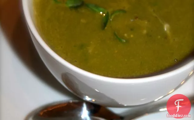 Kale And Pea-ness Soup