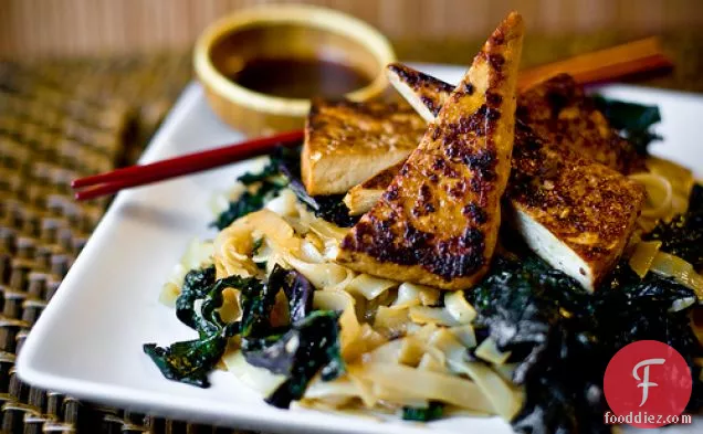 Pan Fried Tofu, Kale, And Stir-fried Noodles