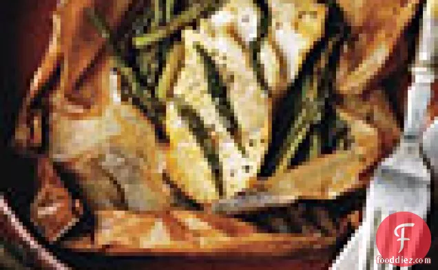Fish Fillets in Parchment with Asparagus and Orange
