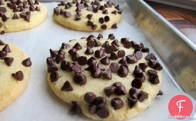 Bakery Shortbread with Chocolate Chips