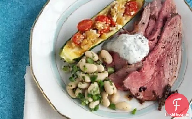 लहसुन और अजवायन के साथ भुना हुआ भेड़ का बच्चा