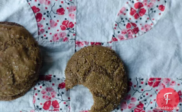 Chewy Spiced Molasses Cookies
