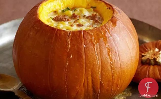 कद्दू मैक 'एन' पनीर से ' पिघल: मैकरोनी और पनीर की कला