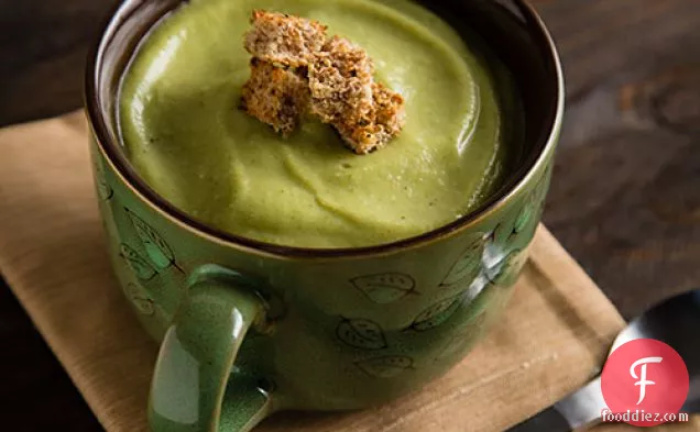 Ridiculously Easy Cream of Broccoli Soup