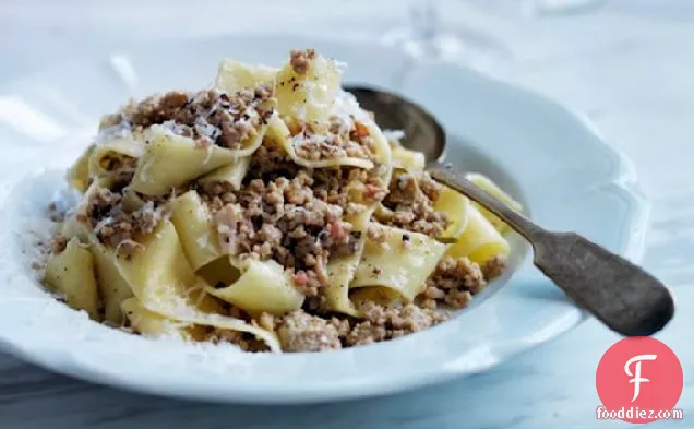 Andrew Carmellini’s Pappardelle With White Bolognese