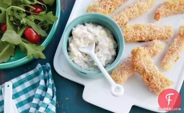 ओवन-तली हुई मछली टार्टर सॉस के साथ चिपक जाती है 'लाइटन अप, अमेरिका!