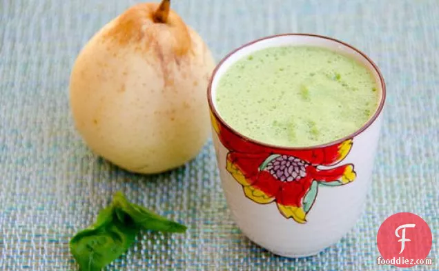 एशियाई नाशपाती, तुलसी, और नींबू का रस